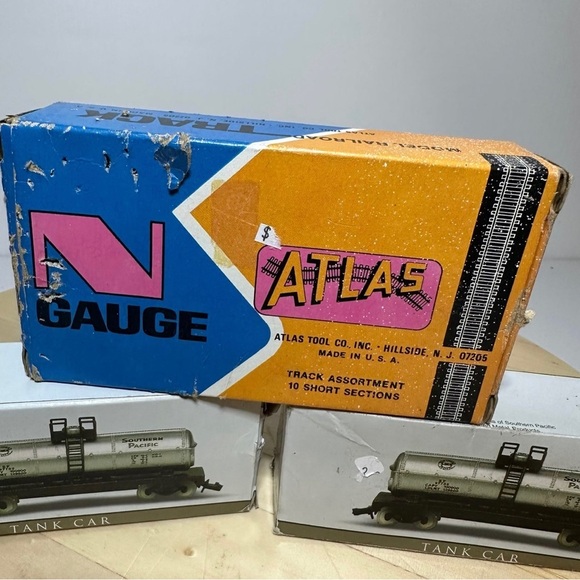 Norfolk And Western 952 2 Southern Pacific Tank Cars N Gauge Atlas Track Lot - Picture 3 of 13